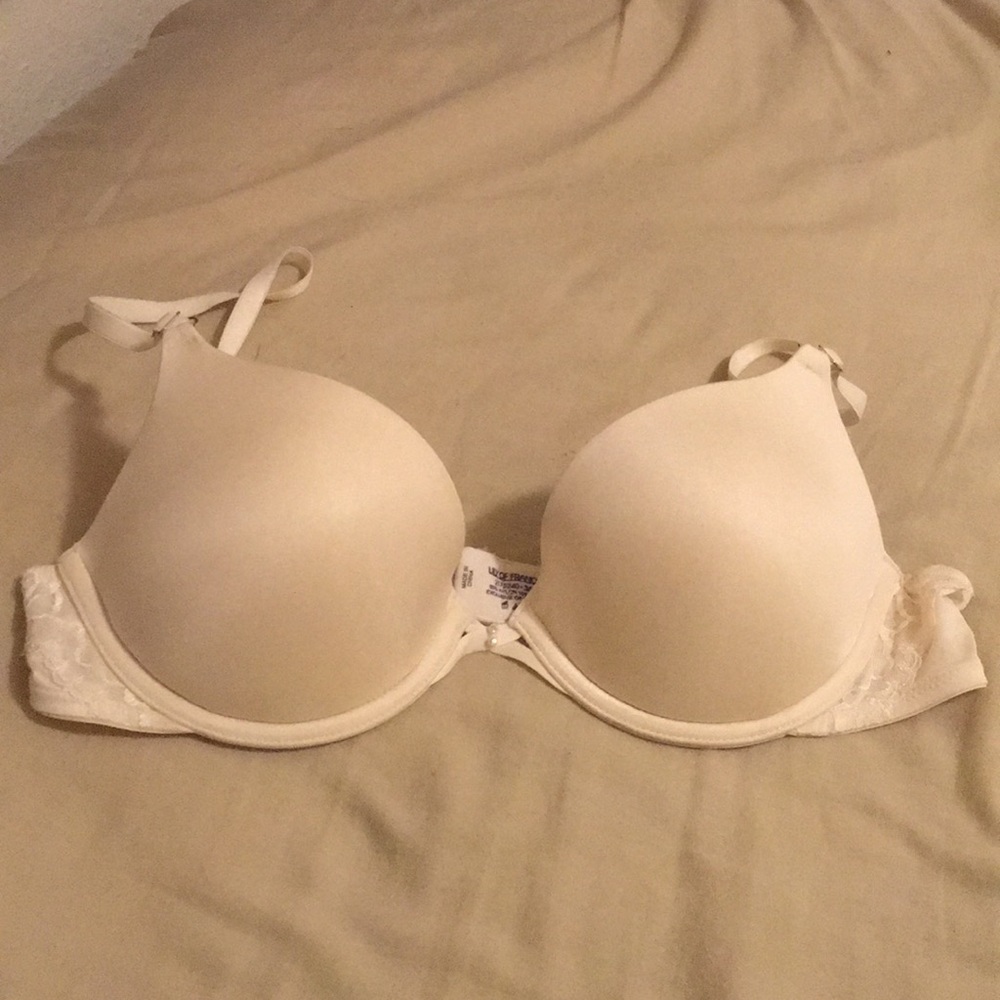 Like new Lily of France pushup bra